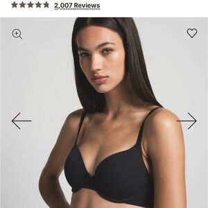 SKIMS fits everybody tshirt bra